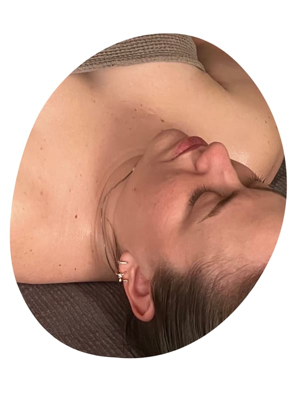Massage ayurvédique chamalieres visage